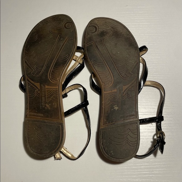 🩴SET OF SANDALS🩴 - Picture 3 of 4